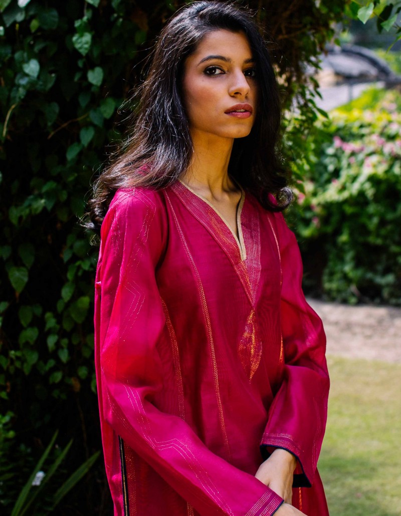 Kurta with Gold Trim Kurta with Gold Trim