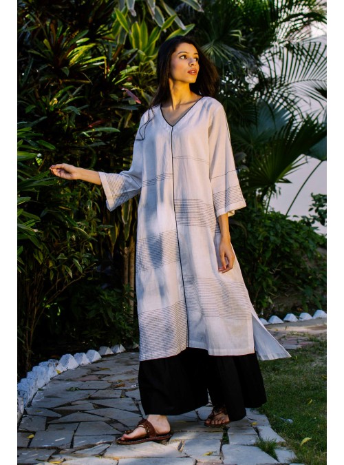 Horizontal Thread Work Kurta