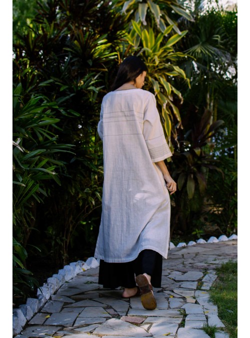 Horizontal Thread Work Kurta