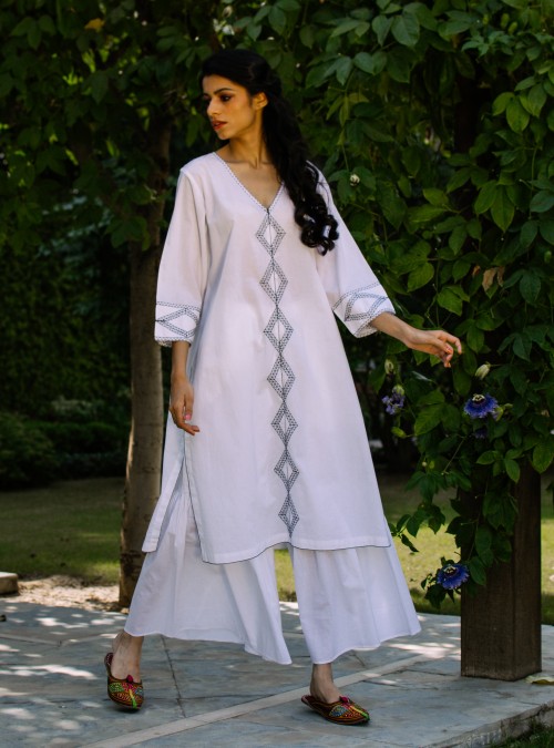 Kurta with Diamonds
