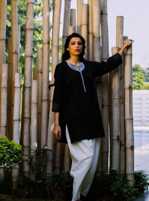 Leaf-Neck Kurta