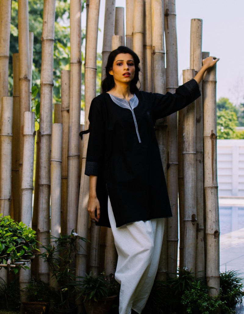 Leaf-Neck Kurta Leaf-Neck Kurta