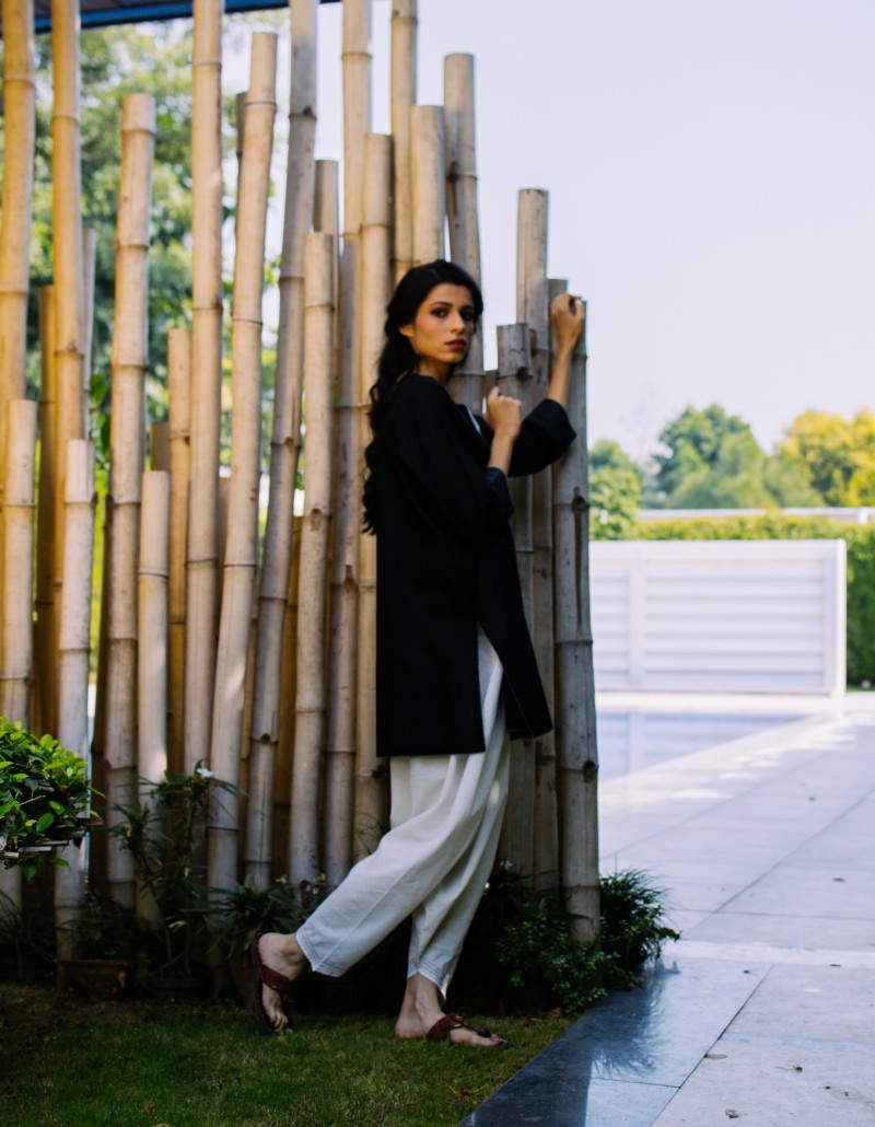 Leaf-Neck Kurta Leaf-Neck Kurta