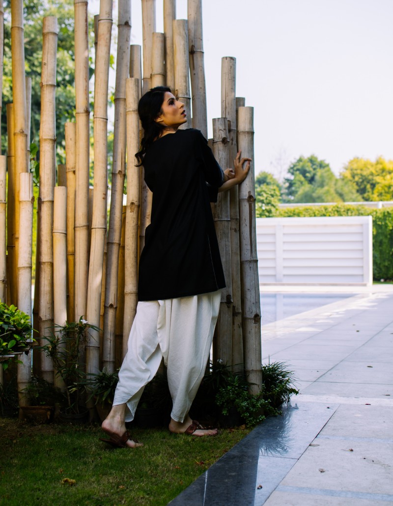 Leaf-Neck Kurta Leaf-Neck Kurta