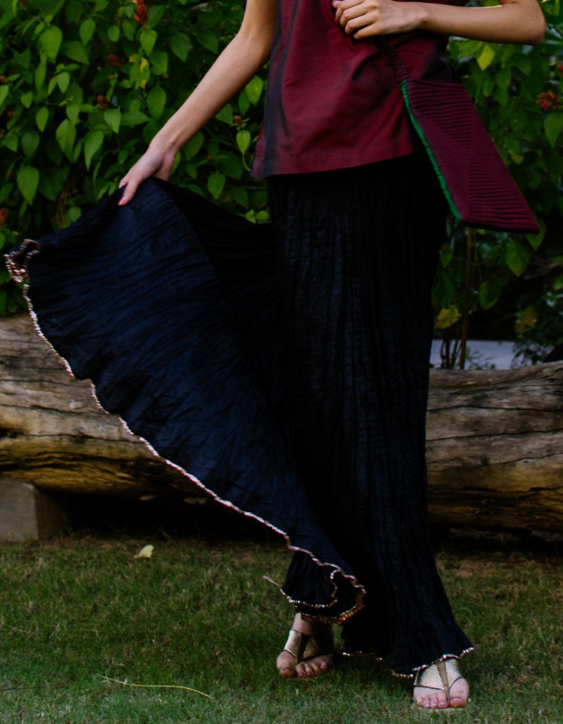 Gold Trim Crinkled Skirt Gold Trim Crinkled Skirt