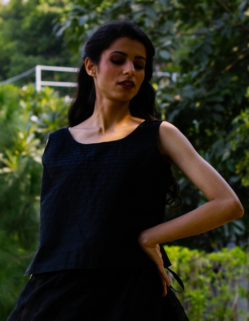Black Silk Sleeveless Top Black Silk Sleeveless Top
