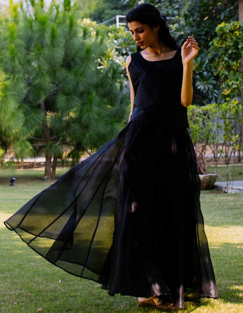 Black Silk Sleeveless Top Black Silk Sleeveless Top